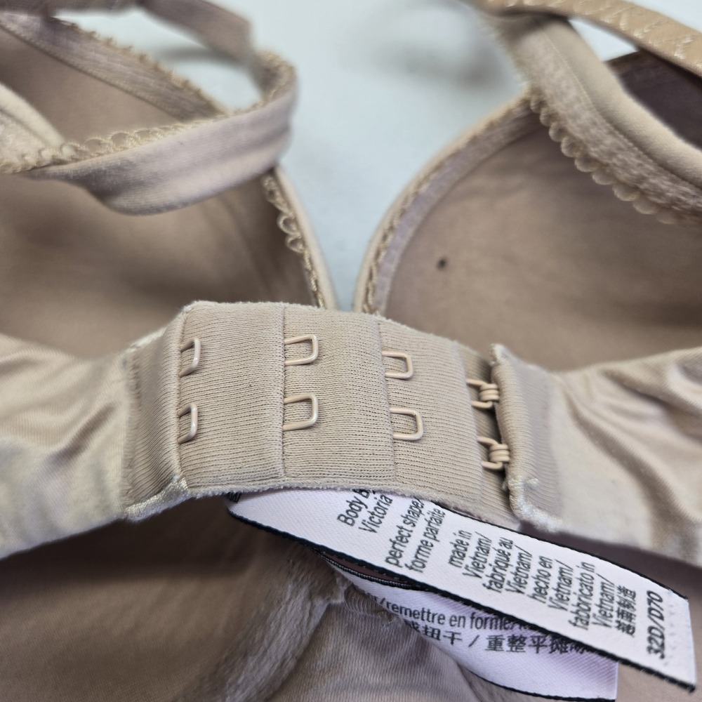 Victoria's Secret Beige Bra - Picture 7 of 10